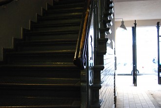 Treppenaufgang Durchgang Ausgang Sophienstraße - DIE HACKESCHEN Hackescher Markt, Baudenkmal, Architektur, Tourismus, Berlin, Scheunenviertel, Berlin Mitte, Sehenswürdigkeiten, Jugendstiel, Wohnhöf