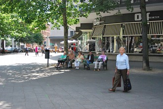 Joachimstaler Platz Kurfürstendamm (Ku'damm) Grunewald, Kurfürstendamm, Kudamm, Bahnhof Zoo, Kranzlereck, Berliner City-West, Charlottenburg, Zoologischer Garten, Charlottenburg-Wilmersdorf Berlin P