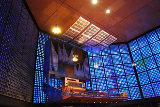 Orgel in der Kaiser-Wilhelm-Gedächtniskirche am Kurfürstendamm Bahnhof Zoo, Gedächtniskirche, Berliner City-West, Kranzlereck, Kurfürstendamm, Kudamm, Charlottenburg, Charlottenburg-Wilmersdorf, G