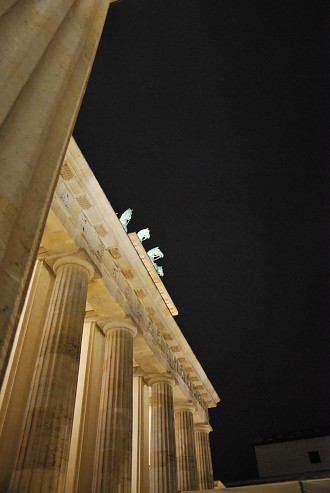 5 Durchfahrten des Branderburger Tor Frühklassizismus, Pariser Platz, Dorotheenstadt, Unter den Linden, Architektur, Berlin Mitte, Tiergarten Berlin Pictures