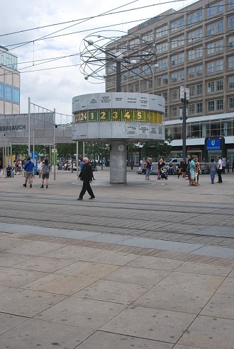 Alexanderplatz Weltzeituhr, Berlin Mitte, Alexanderplatz, Fernsehturm Berlin Pictures