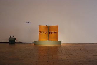 Das Buch der Berührungsängste von Timm Ulrichs Akademie der Künste, ADK, Sprachspiele, Berlin, Ausstellung, poesie festival berlin Berlin Pictures