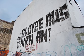 GLOTZE AUS HIRN AN! Streetart, Fassade, urban, Graffiti, Architektur Berlin Pictures