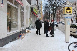 Taxiruf im Berliner Winter Schnee, Winter, Taxi Berlin Pictures